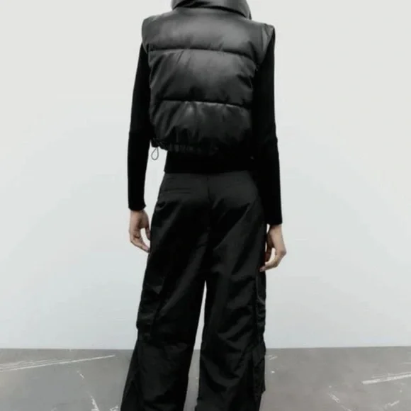 Zara Black Puffer Vest - Picture 5 of 9
